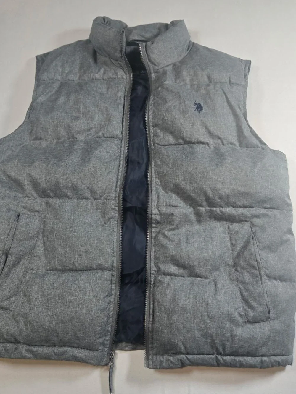 U.S. Polo Assn Men’s Gray Quilted Puffer Vest Full Zip Size Large L